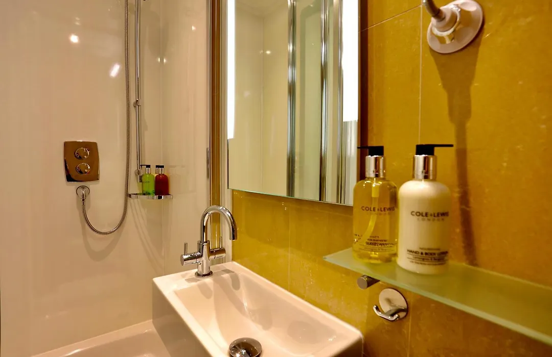 Sheridan Guest House-1