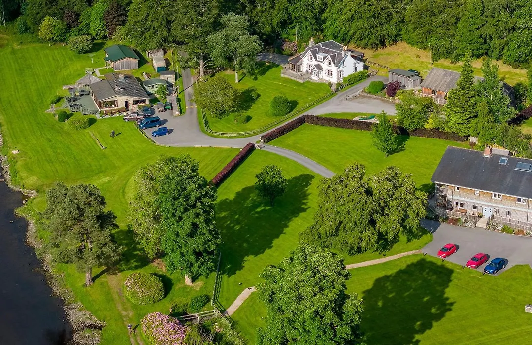 Ness Castle Lodges-1