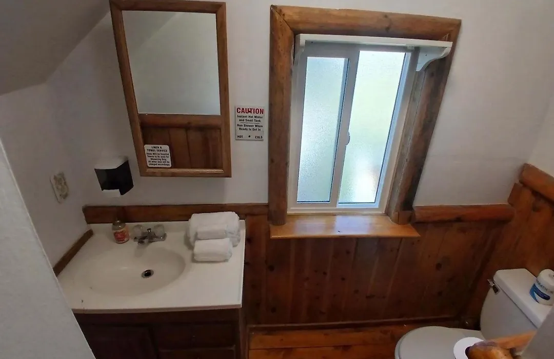 Big Bear Lake - Tulip Lane Cabin #22-1