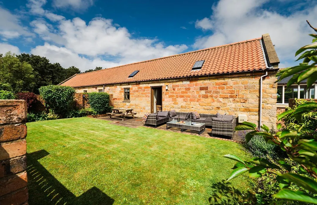 Low Moor Stable-1