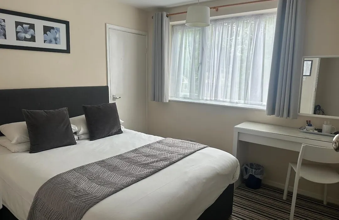Alder Lodge-1