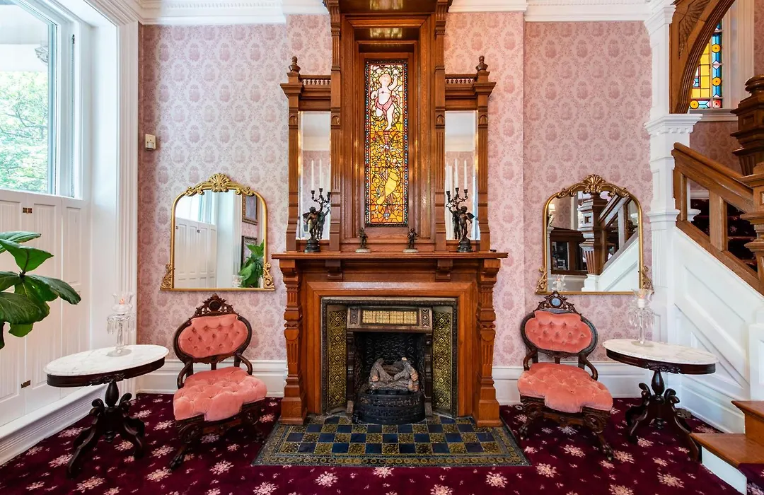 Central Park Bed & Breakfast-1