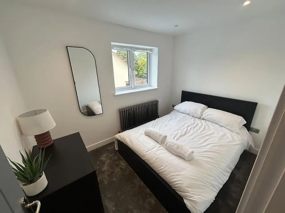 Luxury 4 Bedroom House-1