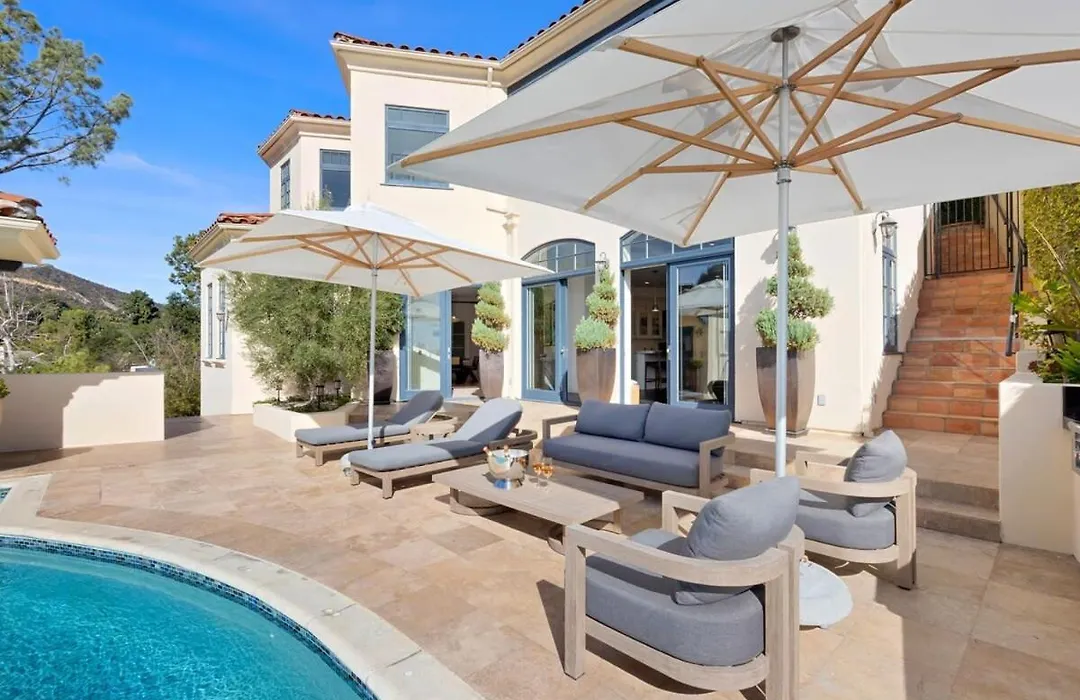 Chateau Beverly Hills By Stay Awhile Villas-1