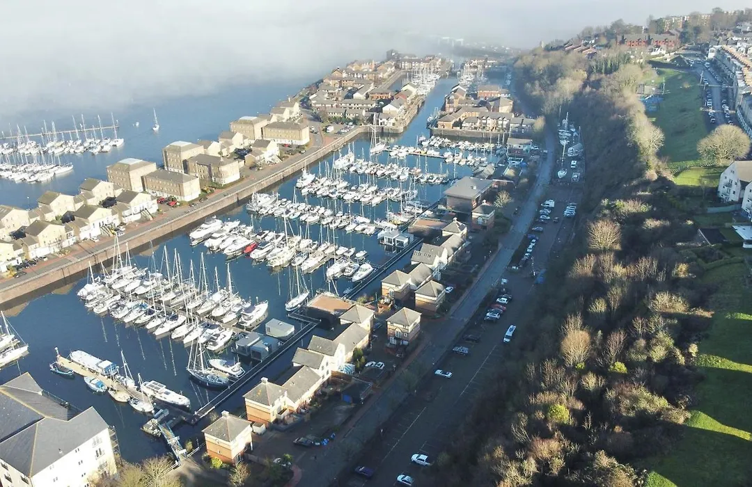 Rooms At Penarth Marina-1
