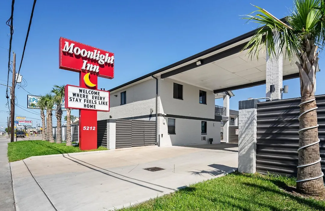 Moonlight Inn - Houston I-45 & Airline-1