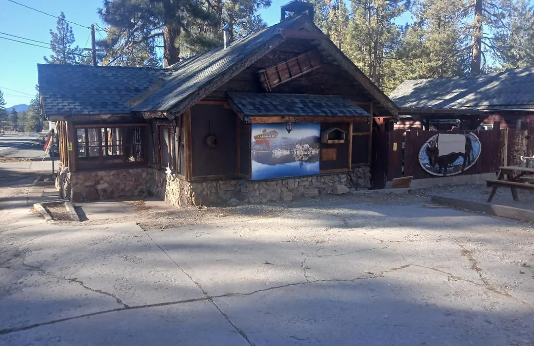 Cabin 33, 3 Bedroom 2 Bath-1