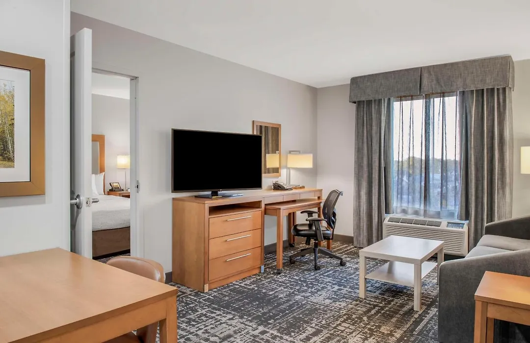 Homewood Suites By Hilton Winnipeg Airport - Polo Park-1
