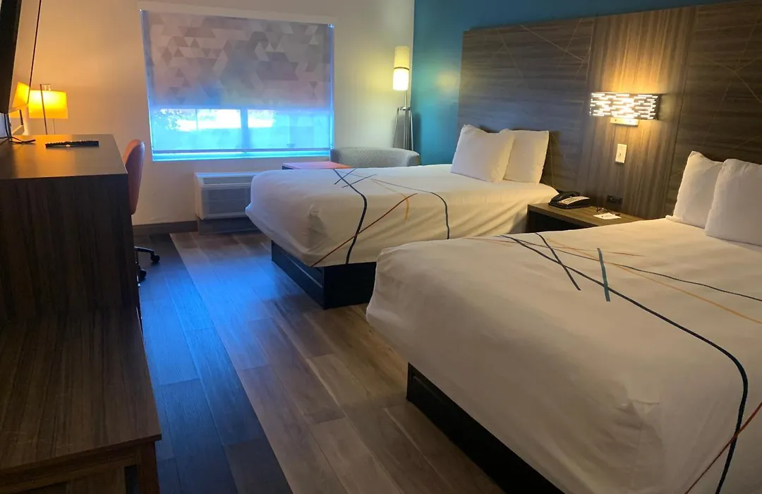 La Quinta By Wyndham Okc North - Quail Springs-1