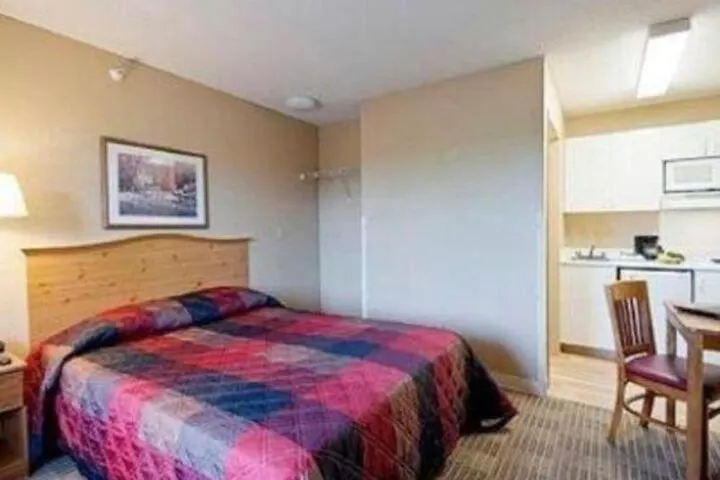 Extended Stay Kansas City-1