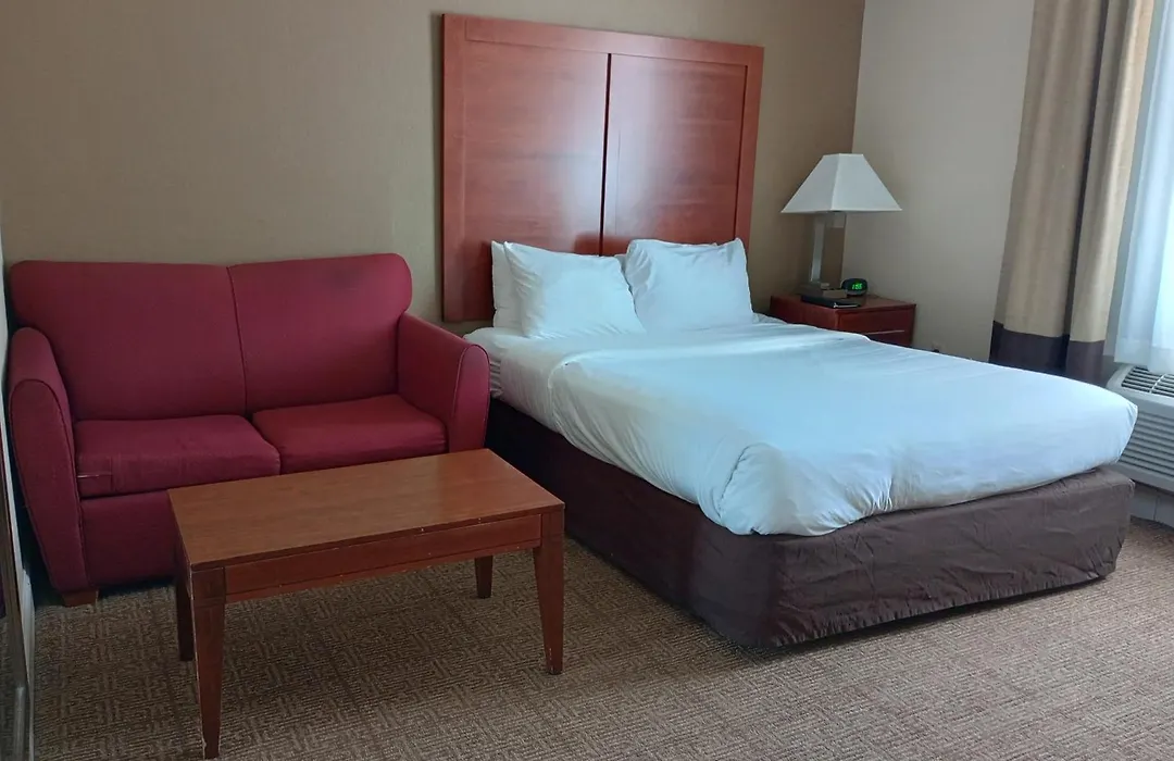 Samir Stay At Nw Expressway-1