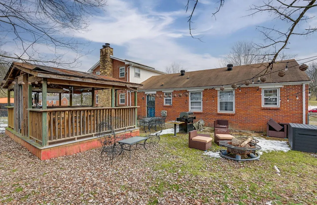 6 Mi To Downtown: 70S-Themed Home In Nashville!-1