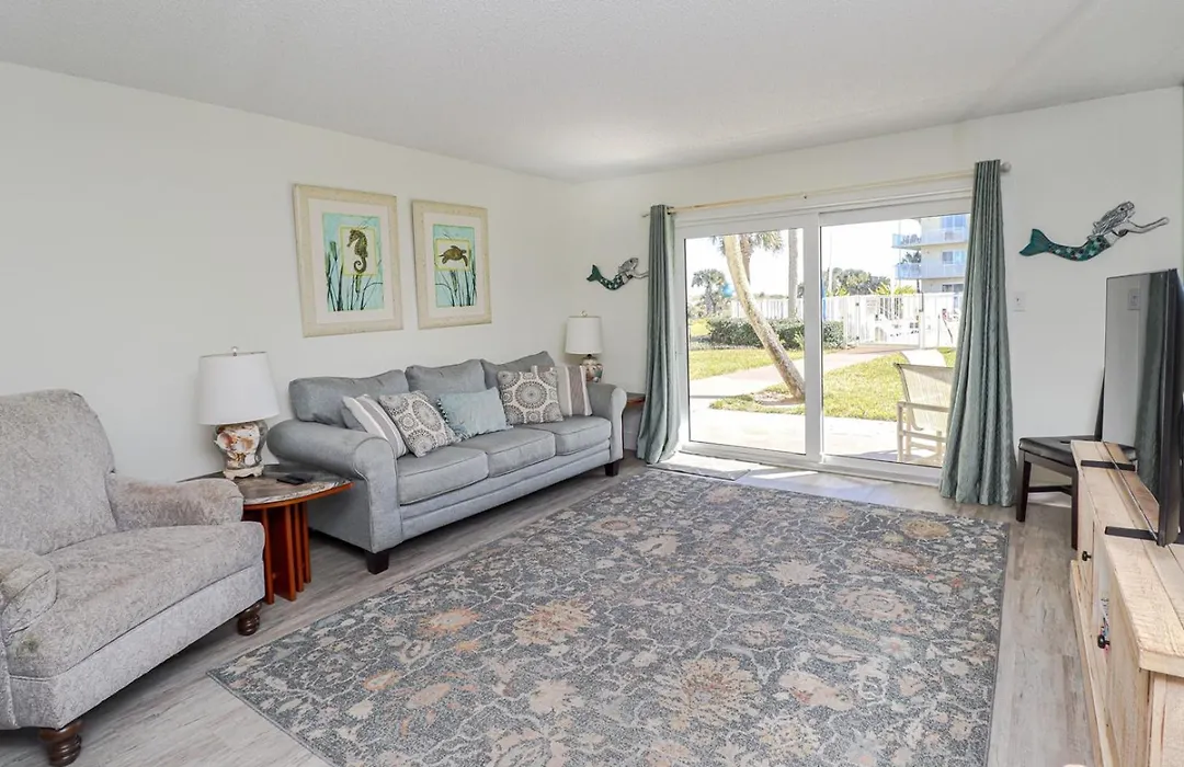 Spanish Trace 103 Luxury Finishes And Close Proximity To The Beach-1