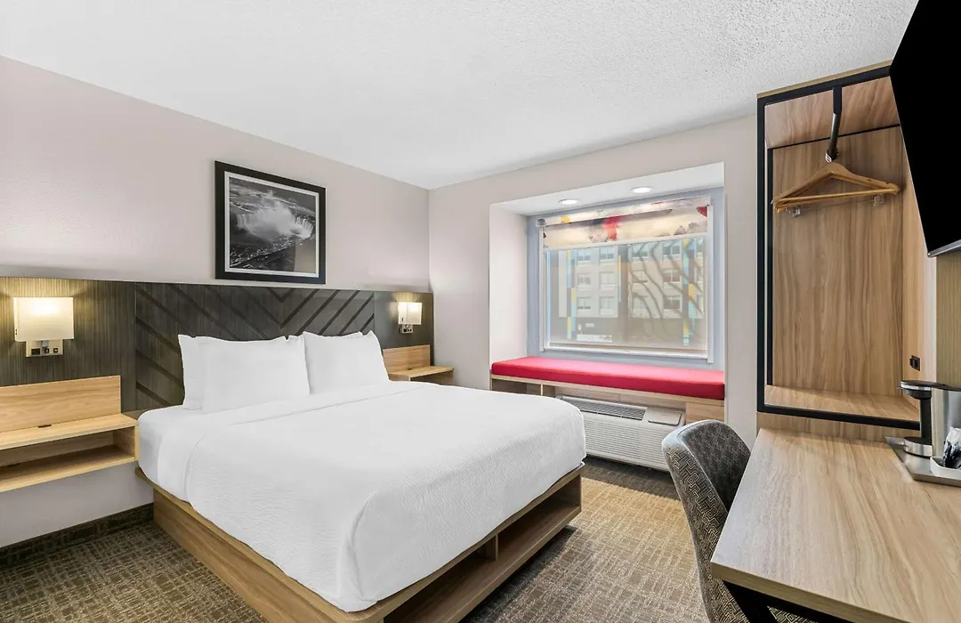 Best Western Buffalo Inn & Suites-1