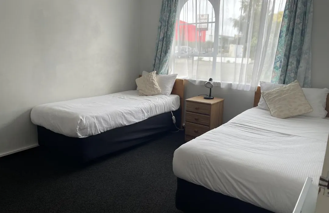 Earnslaw Motel-1