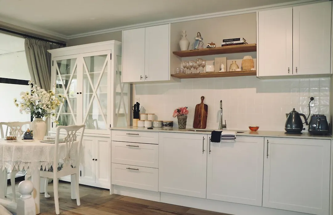 Maison De Hobson Luxury Guest Suite-1