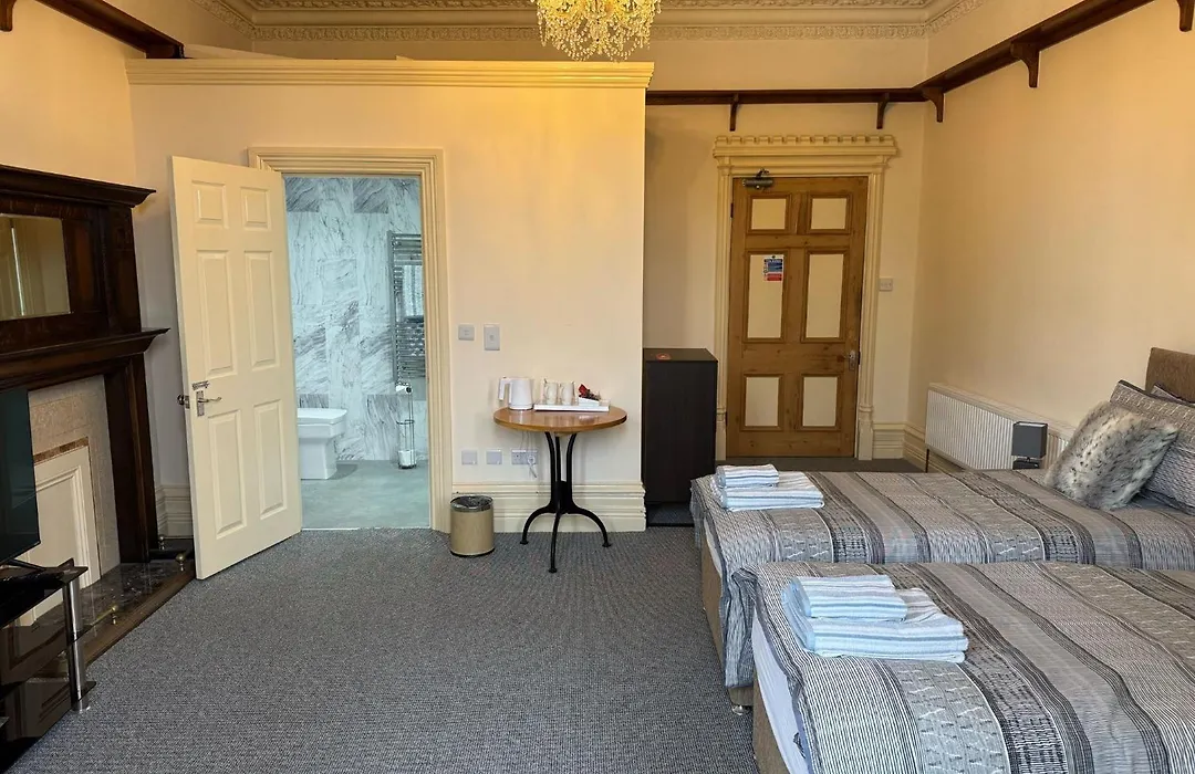 Elford House - Whitby-1