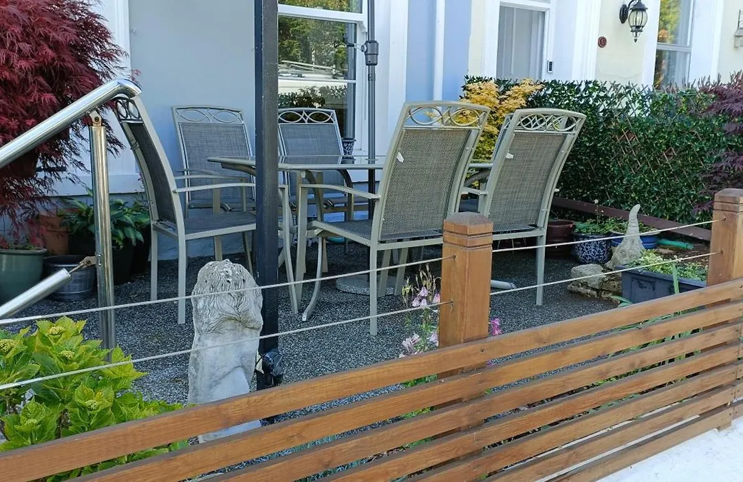 Lawnswood Guest House-1