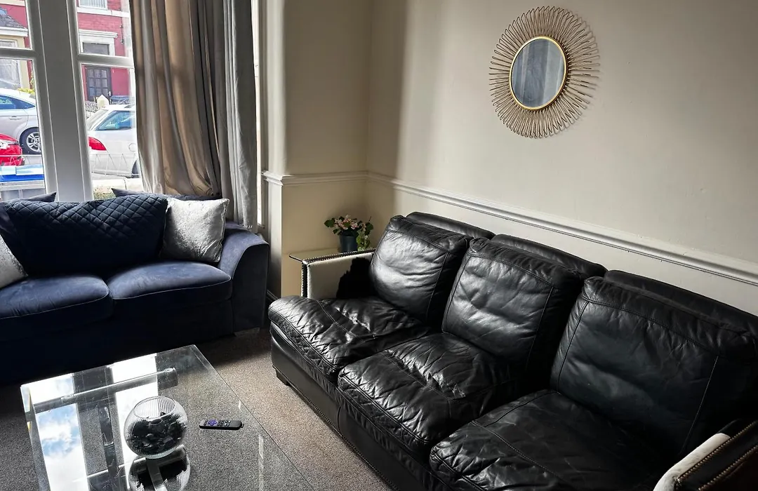 Harmony House - Close To Blackpool Fc - Excellent Transport Links - Sleeps Up To 6-1