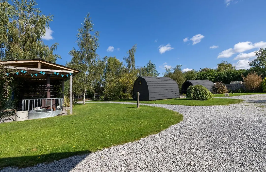 The Little Hide - Adult Only Camping Pods-1