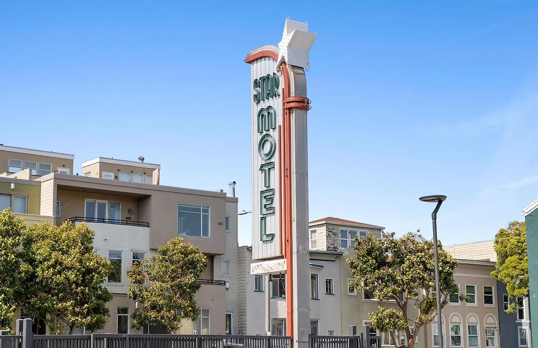 Star Motel-1