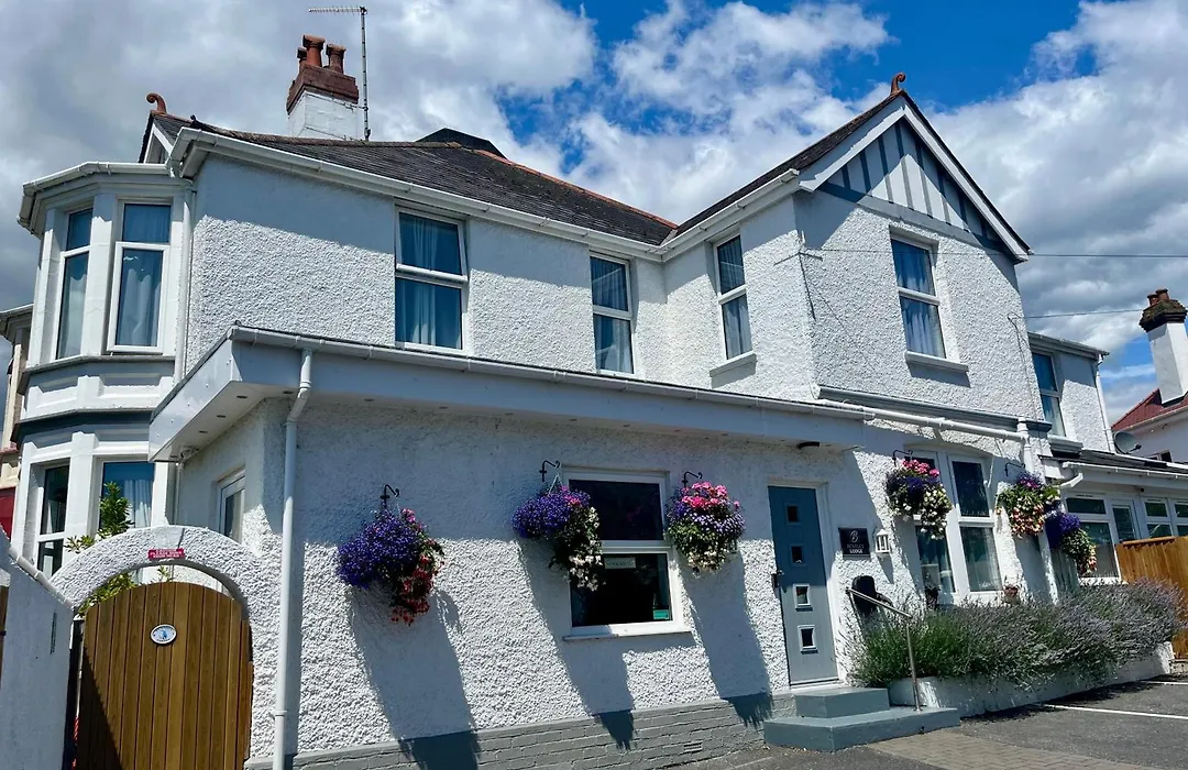 Bentley Lodge-1