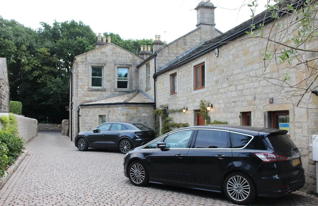 Outwood House-1