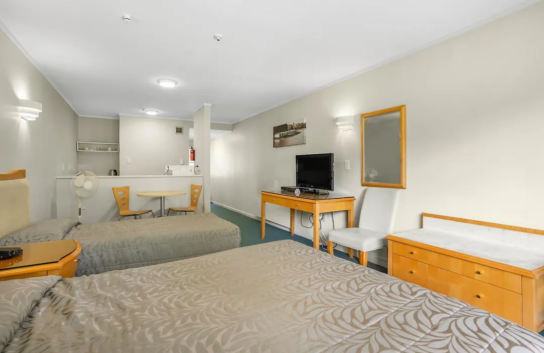 Capital Lodge Motor Inn-1