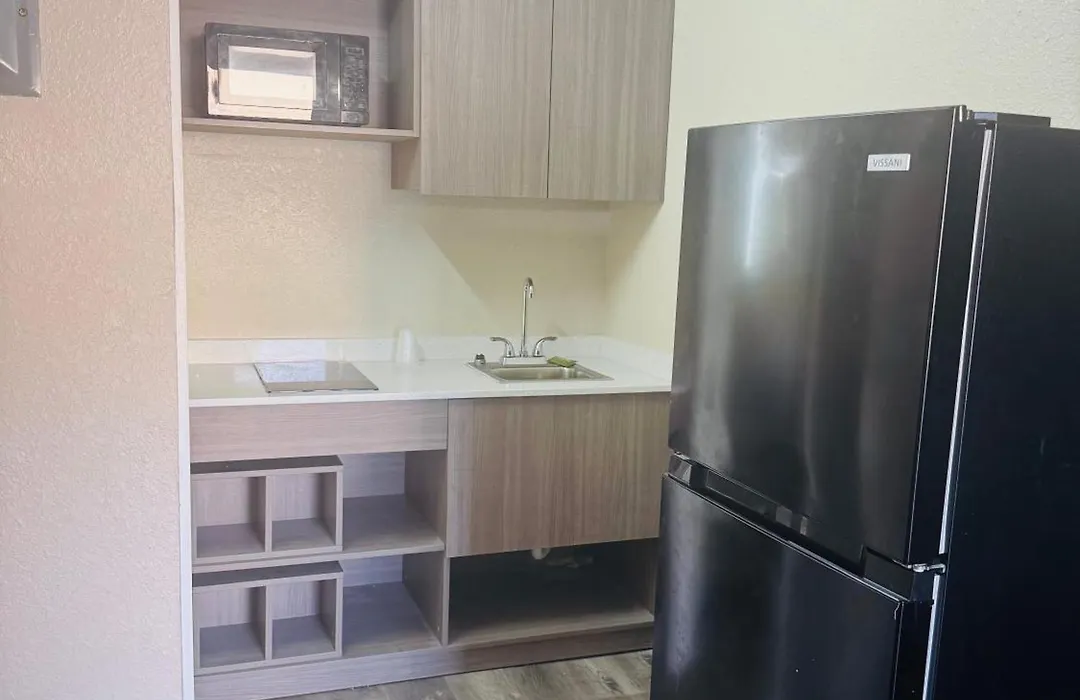 Studios & Suites 4 Less Virginia Beach-1