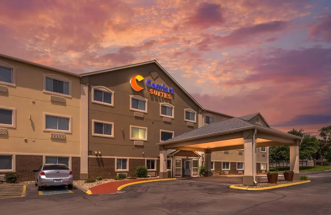Comfort Suites Omaha Northwest-1