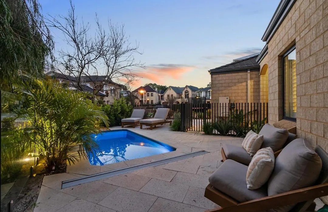 Cottesloe Shorehouse-1