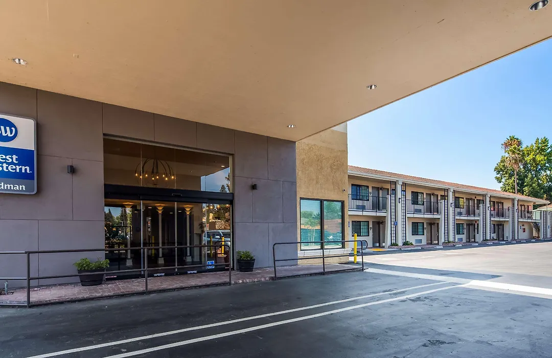 Best Western Sandman Hotel-1