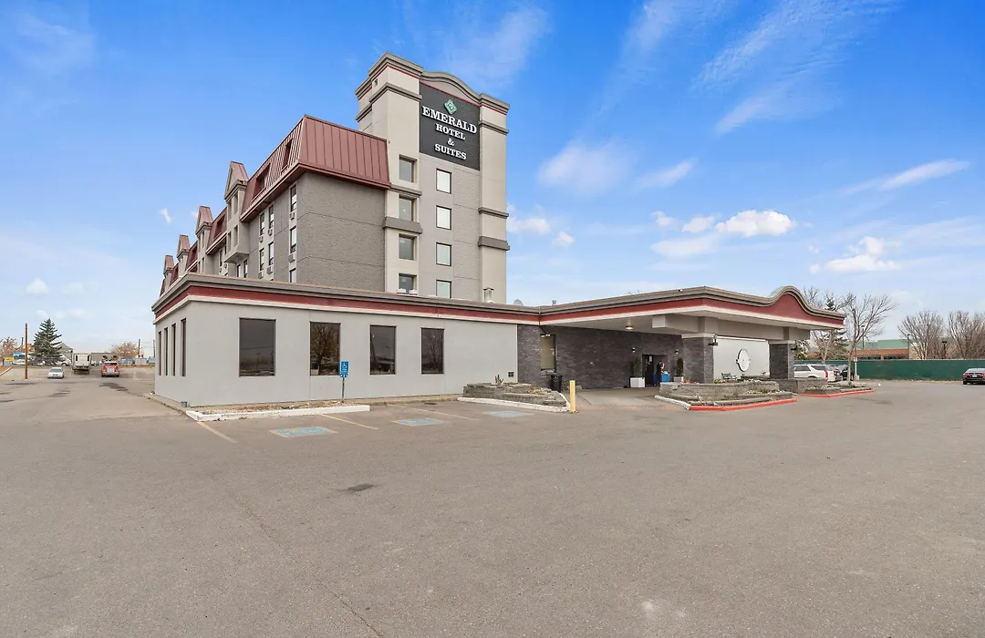 Emerald Hotel & Suites Calgary Airport-1