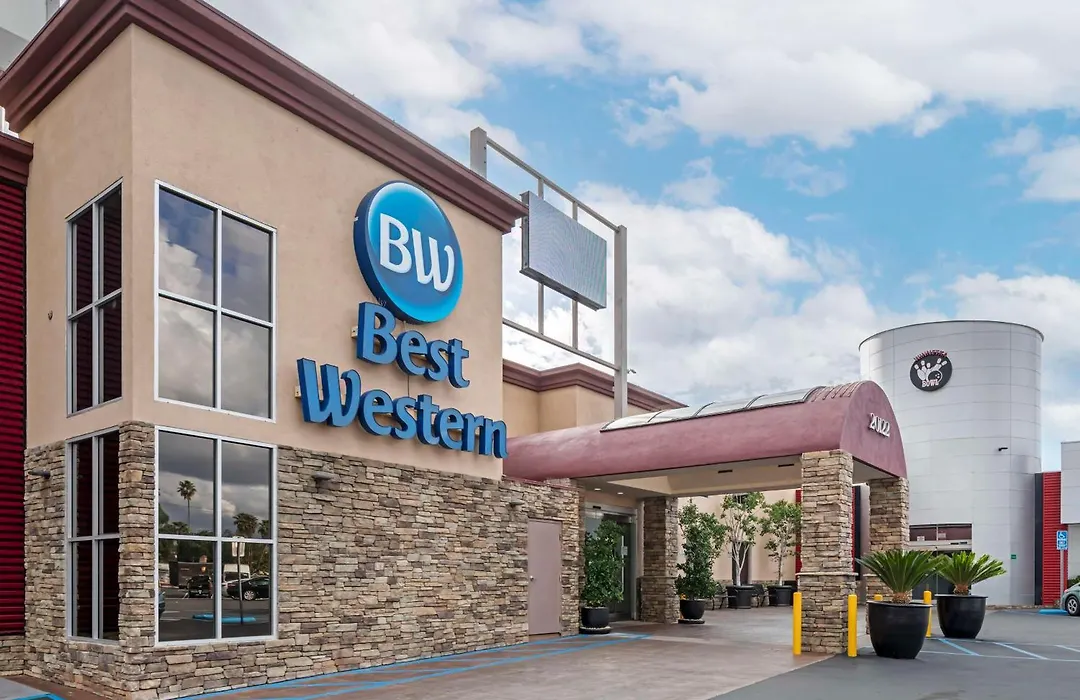 Best Western Canoga Park Motor Inn-1