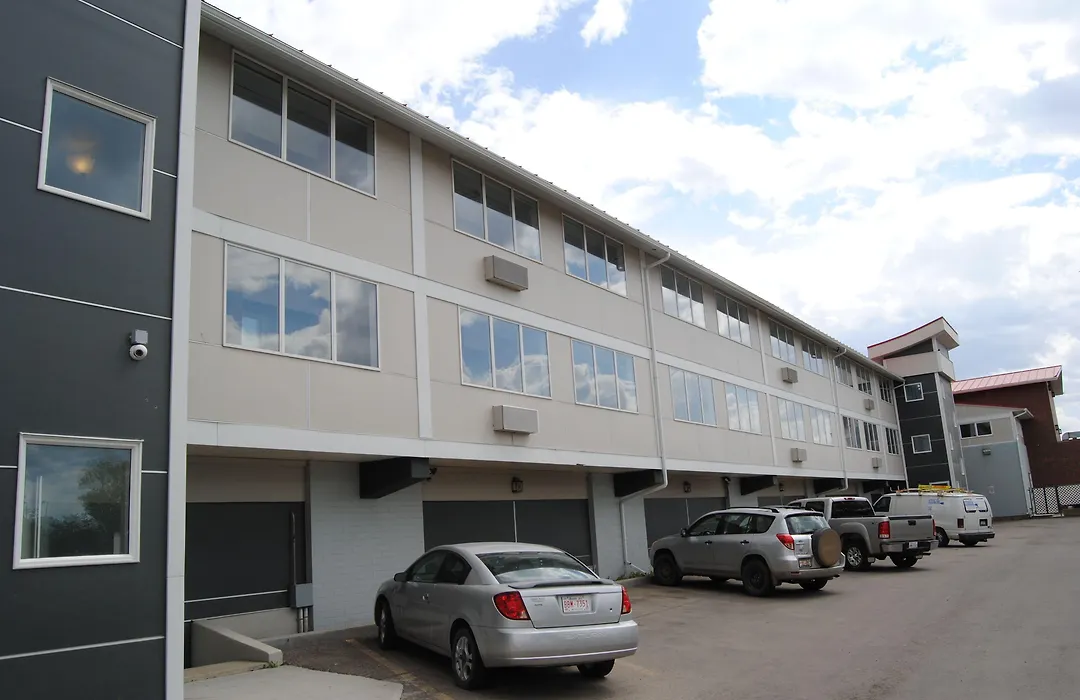 Economy Inn-1