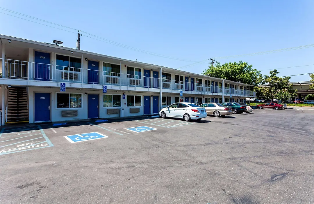 Motel 6 Sacramento, Ca - Downtown-1