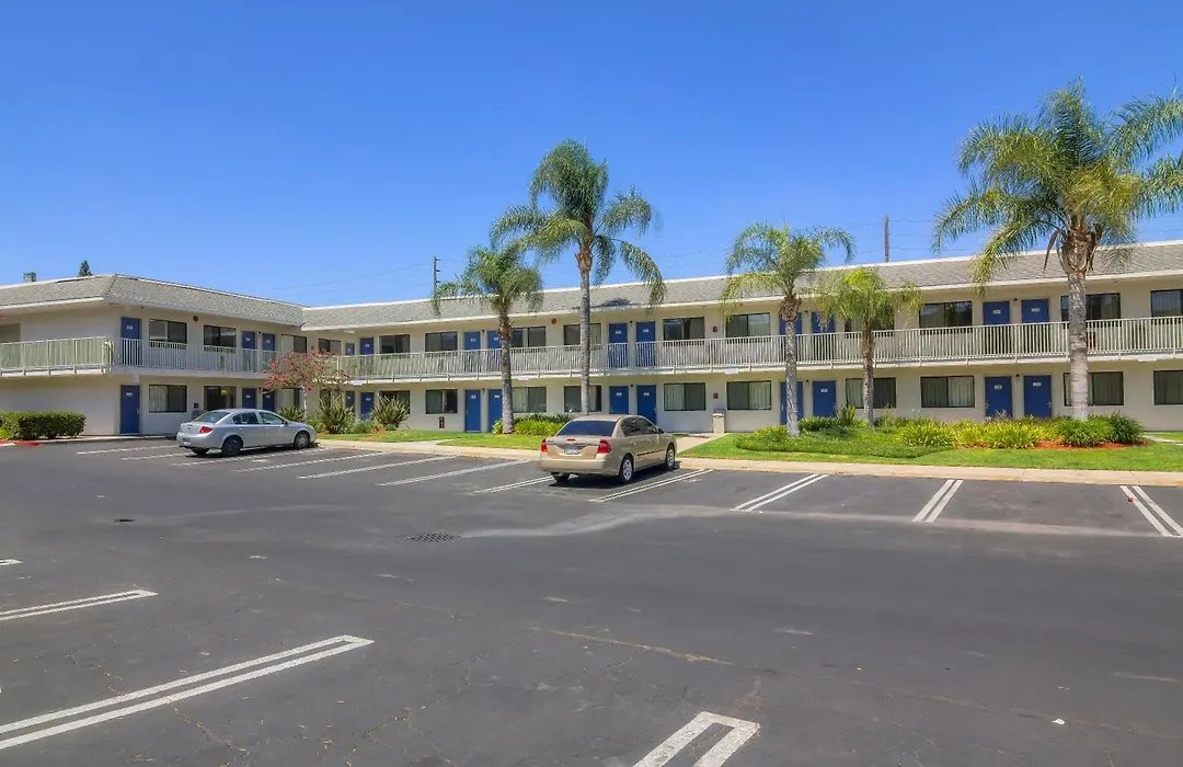 Vagabond Inn Sylmar-1