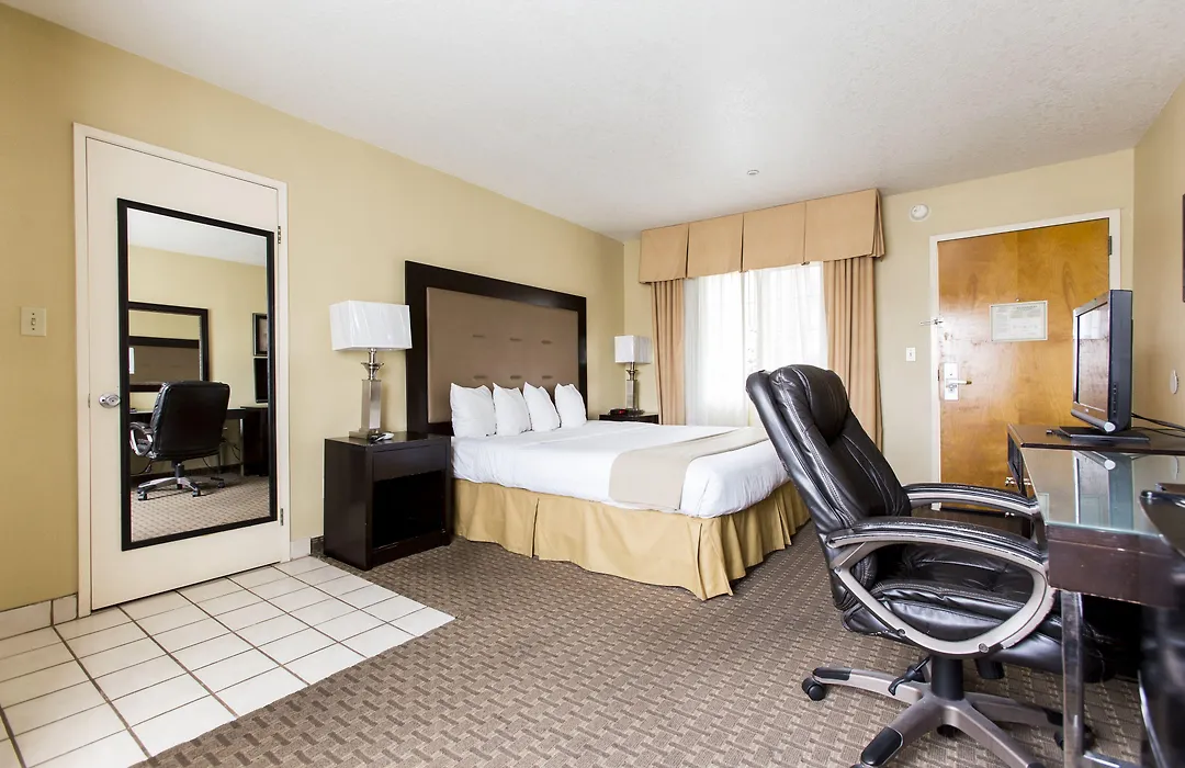 Hotel Silver Lake-1