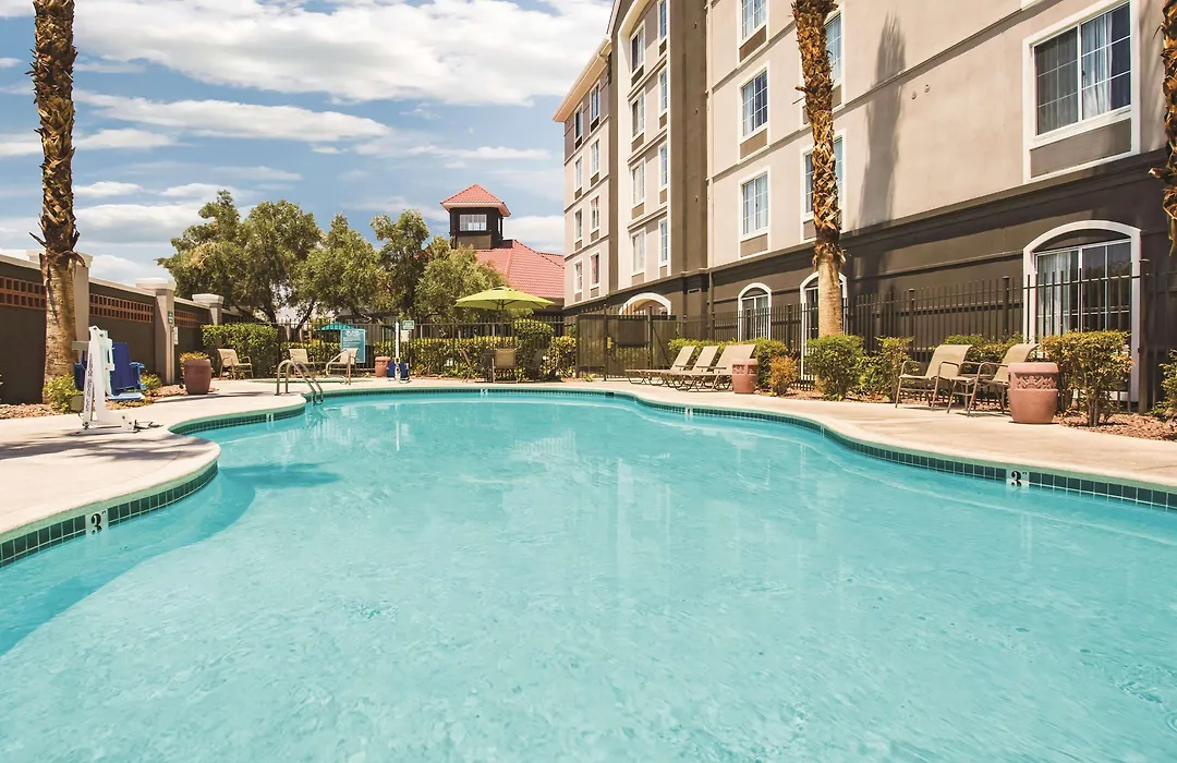 La Quinta By Wyndham Las Vegas Summerlin Tech-1