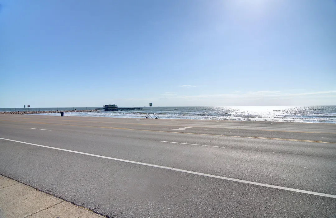 Spark By Hilton Galveston-1