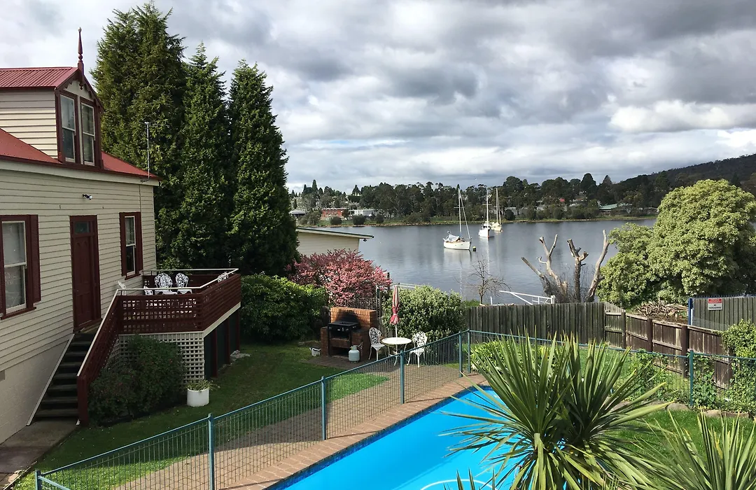 Waterfront Lodge Motel-1