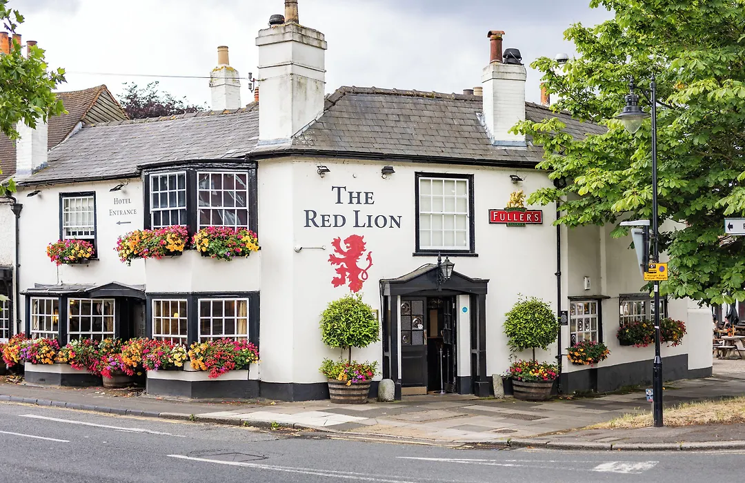 The Red Lion Hotel-1