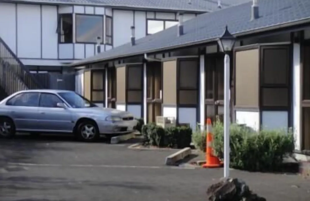 Epsom Motor Inn-1