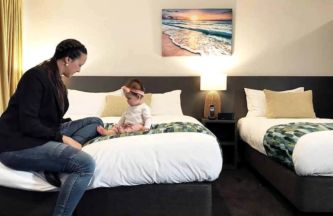 Carnmore Hotel Takapuna-1