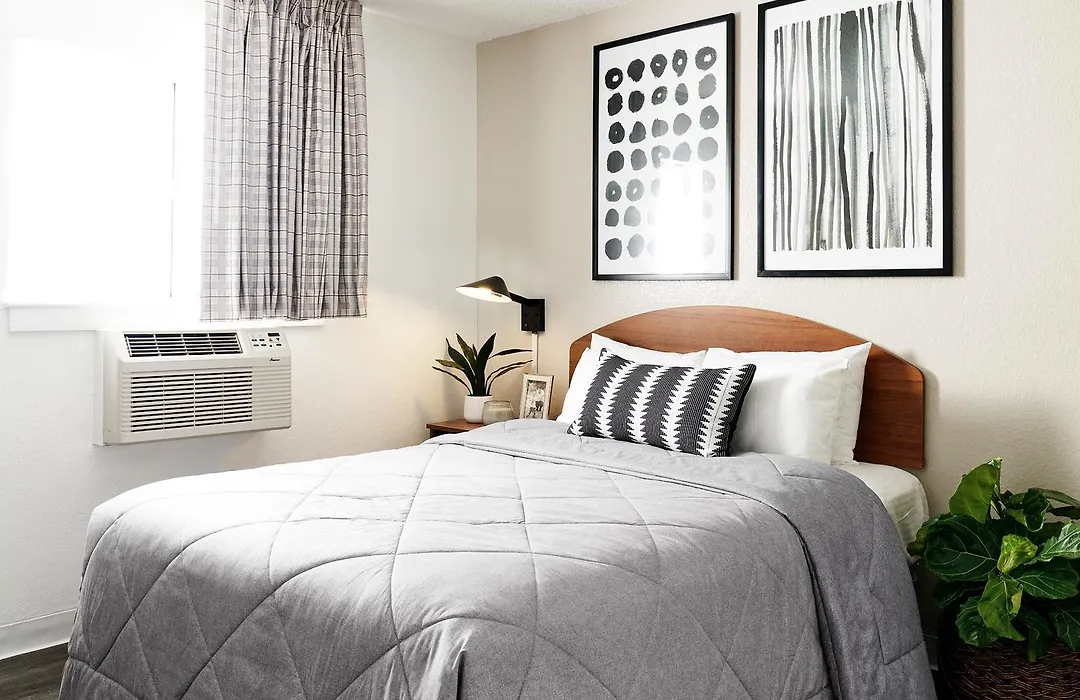 Intown Suites Extended Stay Dallas Tx - Love Field Airport-1