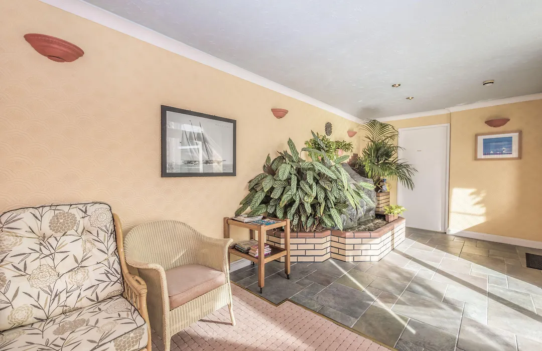 Lindum Lodge-1