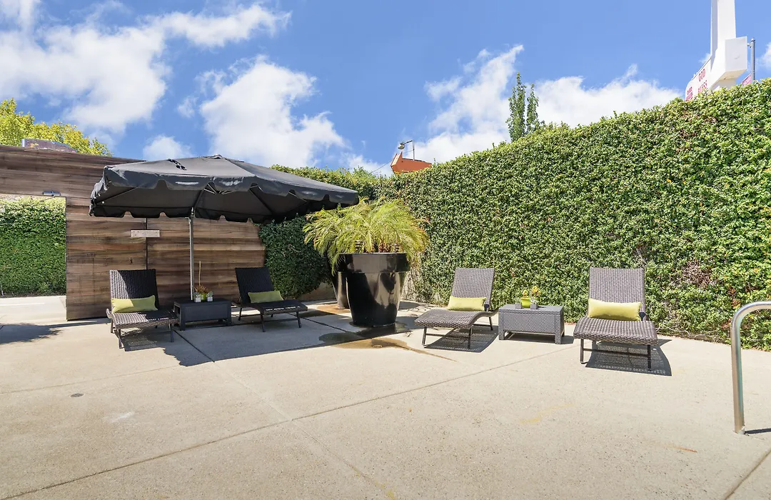 The Greens Hotel On Del Paso-1