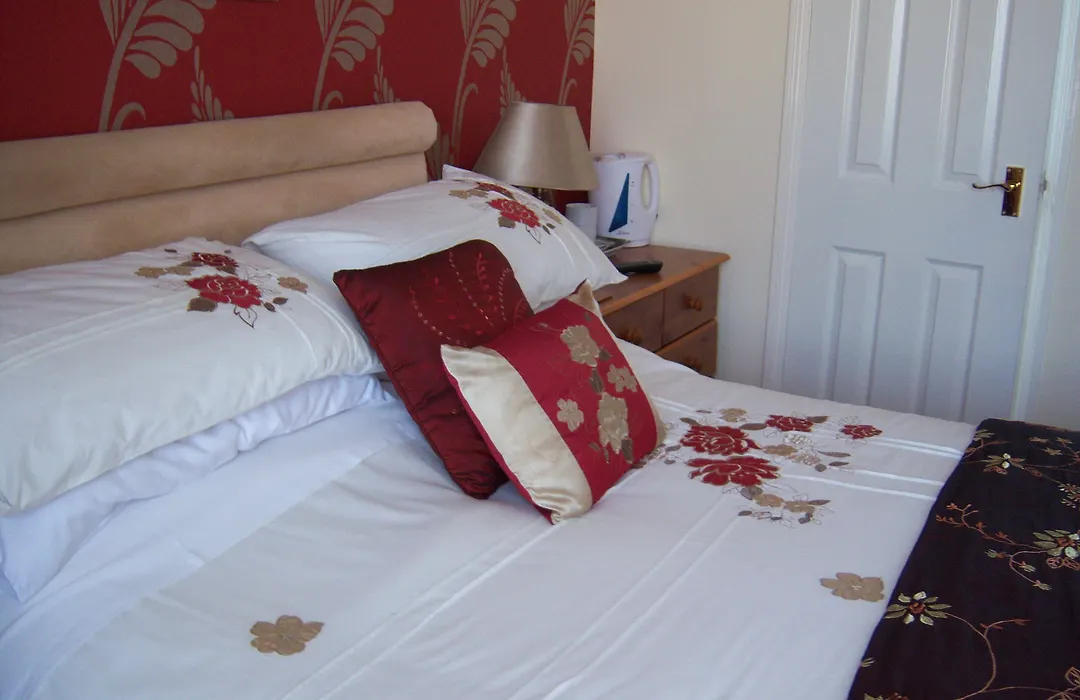 The Hillcrest-1