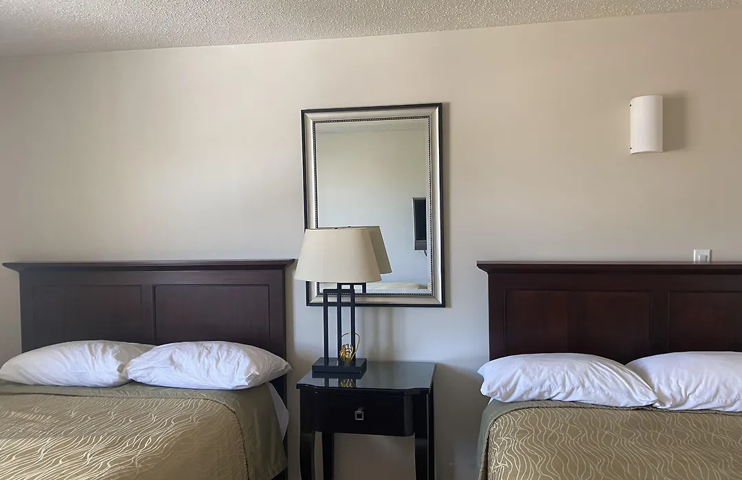 Caravan Inn-1