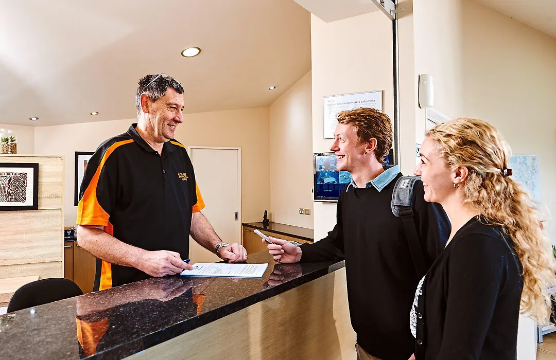 Auckland Airport Lodge-1